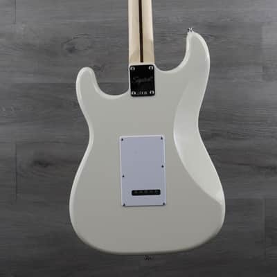 Squier Affinity Series Stratocaster with Maple Fretboard Olympic White B-Stock image 5