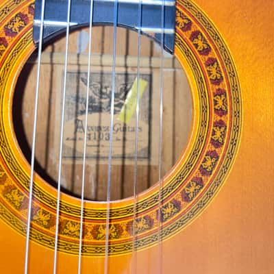 Alvarez 4103 KOREA LATE 70'S TO 80'S - NATURAL CLASSICAL GUITAR VERY NICE CONDITION image 2