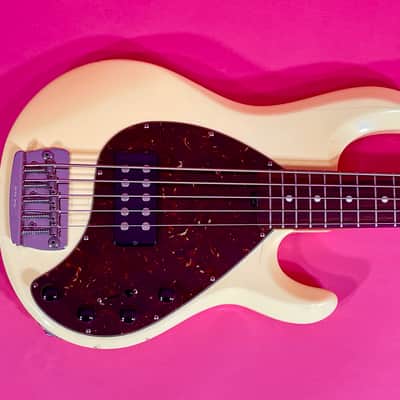 Ernie Ball Music Man Stingray 5 Limited Edition 2005 - Vintage Creme/Ivory image 1