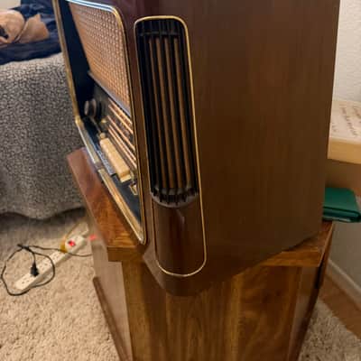 Telefunken Opus 7 1956-1957 - dark walnut veneer image 3