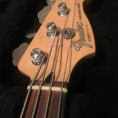 Fender Precision Bass MIM 1993 White image 2