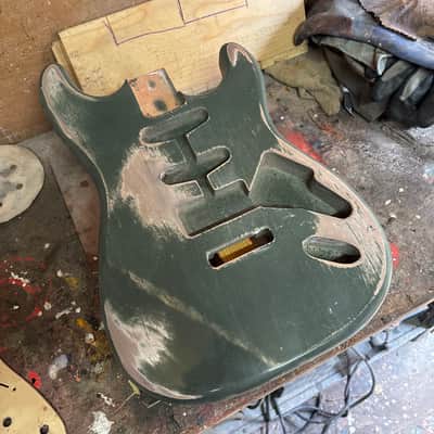 Stratocaster Body, Nitro paint, Dark green relic, 100% handcrafted in Italy image 6