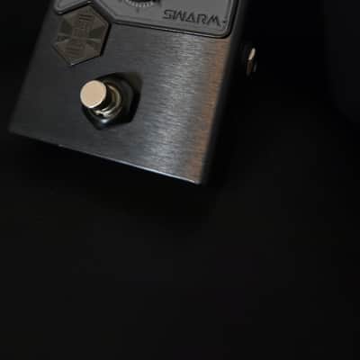 Beetronics Swarm Royal Series Fuzz - Blackbee Edition Custom Shop image 7