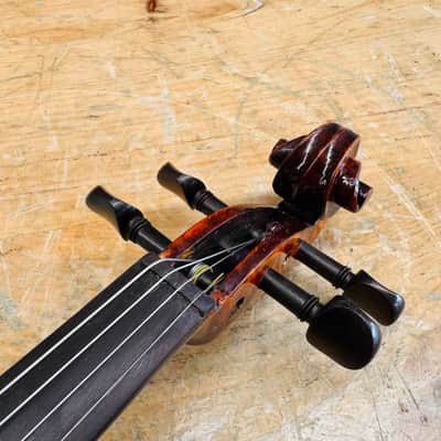 Eagle VK-644 4/4 Violin w/Case & Bow image 6