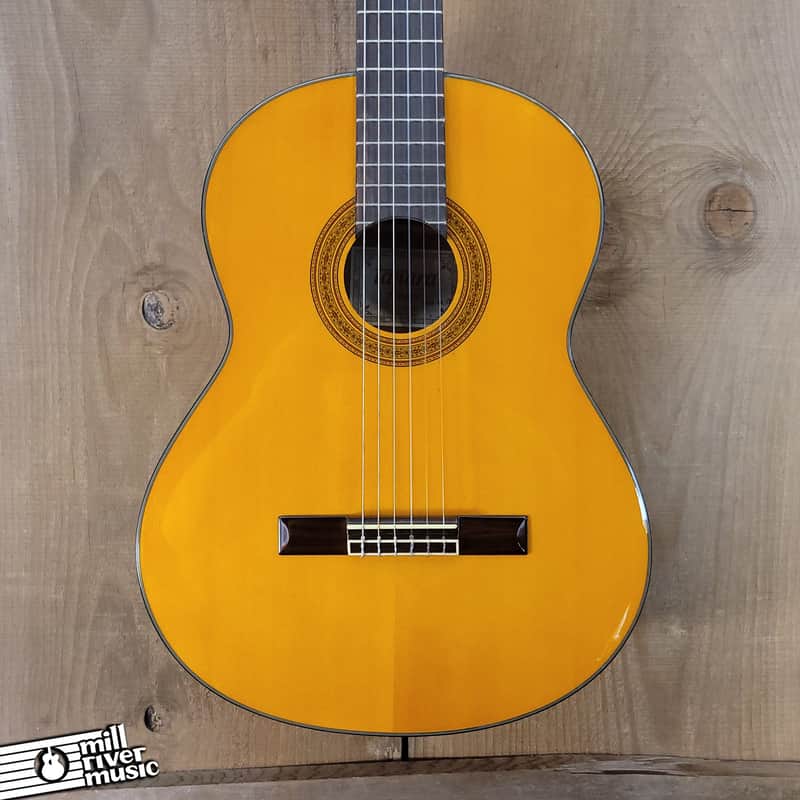 Tanara Student Classical Acoustic Guitar w/ Chipboard Case Used image 1