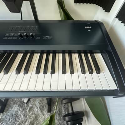 Korg Triton Extreme 88-Key 120-Voice Polyphonic Workstation 2005 - 2009 - Black image 4