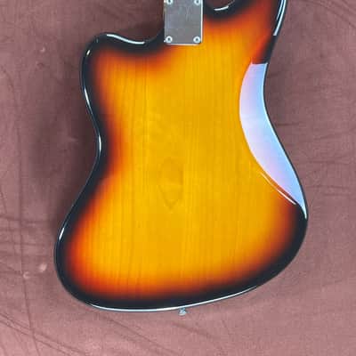 Fender Jaguar JG-66 (Fujigen) 1993 - 3Tone Sunburst image 11