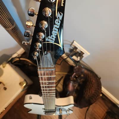 Ibanez  FR320 FR Series  2003 White image 5