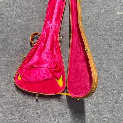 Gibson Flying V “Primavera” —short-run model, 1994, rare image 13