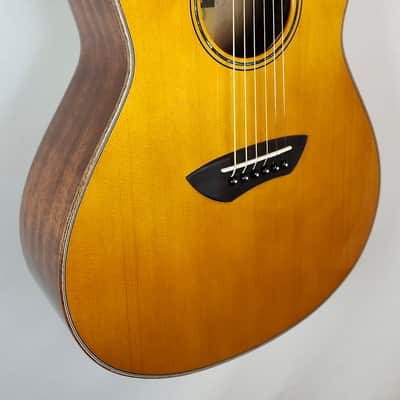 Yamaha CSF3M All-Solid Parlor Guitar, Piezo Pickup, Vintage Natural, W/Bag image 7
