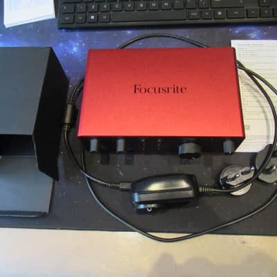 Focusrite Scarlett 4i4 4th generation 2014 - Scarlett image 4