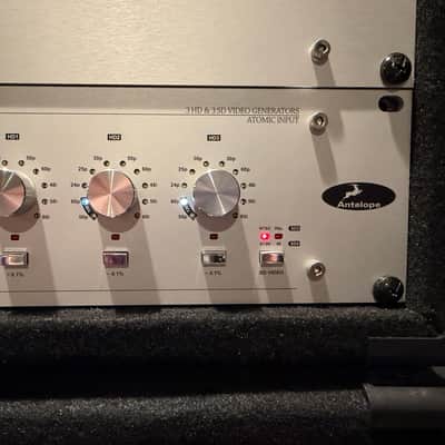 Antelope Audio Isochrone TRINITY 2012 - Present - Black image 4