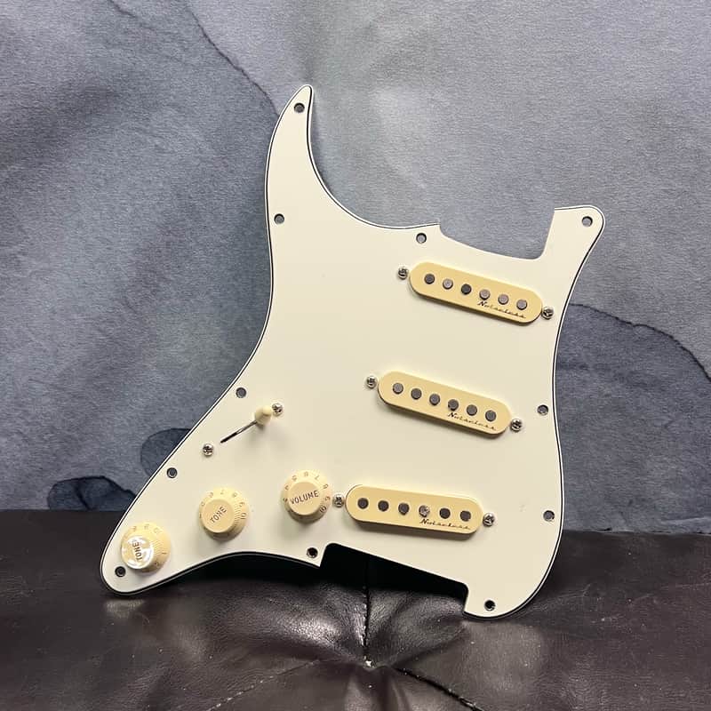 Fender Player Plus Loaded Pickguard with Noiseless Pickups (Left-Handed Pickguard) image 1
