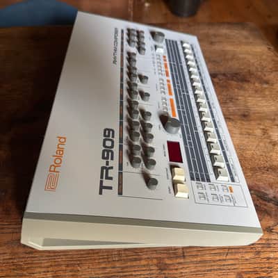 Immagine Roland TR-909 - Superb condition - 3