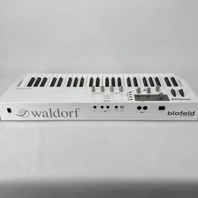 Waldorf Blofeld Keyboard Synthesizer - ( SNR-3800 ) image 5