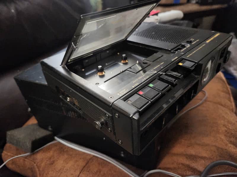 Vintage Marantz PMD221 Professional 3-Head Portable Cassette Recorder - Fully Tested & Serviced image 1