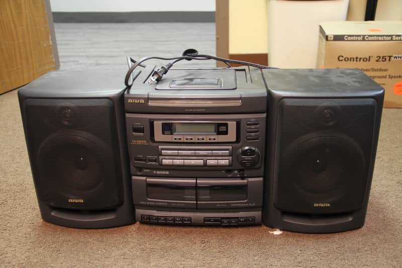 Aiwa CA-DW470 CD Player image 1