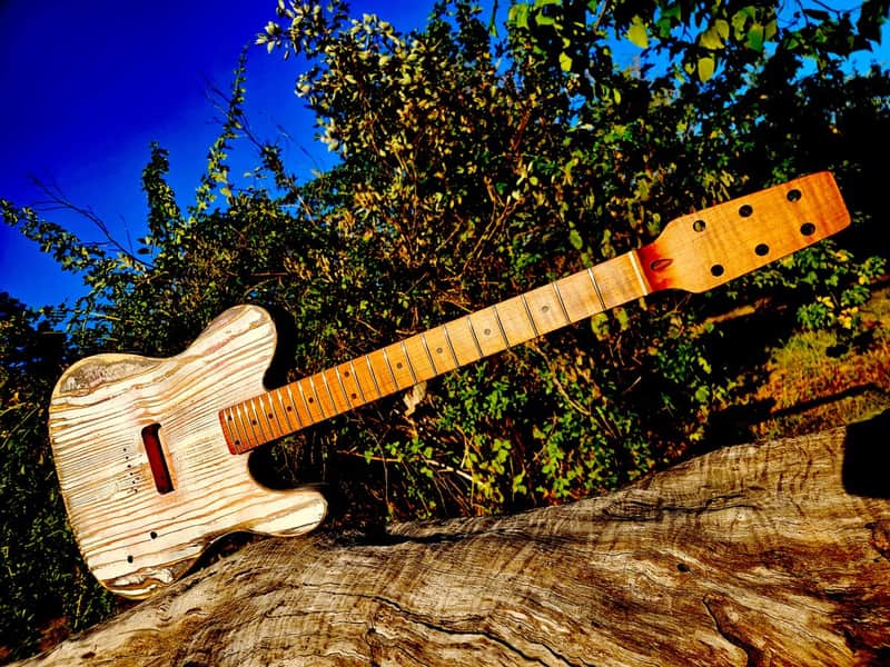 Tele-style barncaster body with snakehead neck image 1