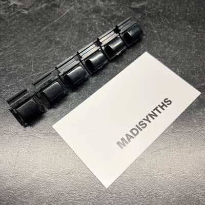 ORIGINAL Yamaha 6P Buttons Set (VI524300) for SY55