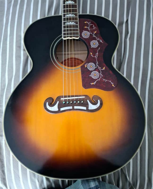 Epiphone Inspired by Gibson J-200