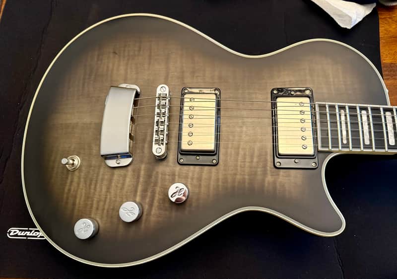 Hagstrom Ultra Max with Hard Case image 1