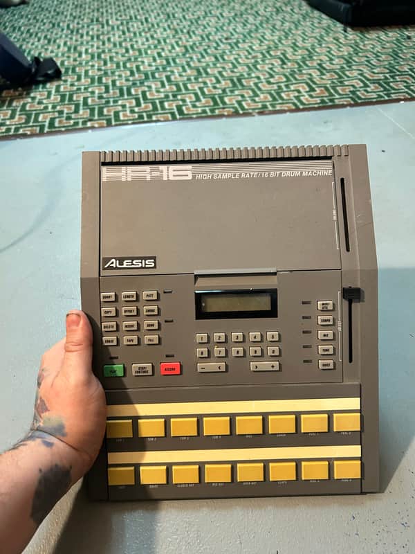 Alesis HR-16 High Sample Rate 16-Bit Drum Machine 1980s - Gray image 1