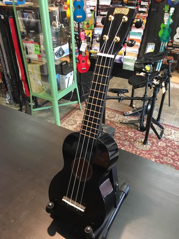 Mahalo MR1-BK Rainbow Series Soprano Ukulele image 1