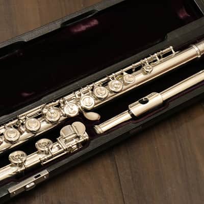 YAMAHA Yamaha YFL-811D All silver flute [J0203] [12/15] image 1