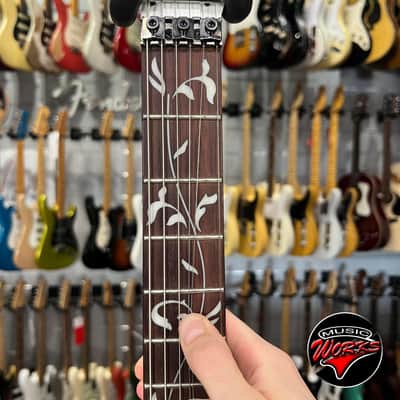 Ibanez   Jem Jr White image 4