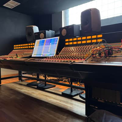 Rupert Neve Designs 5088 Shelford 32-Channel Discrete Recording / Mixing Console 2016 - Present - Shelford Blue image 7