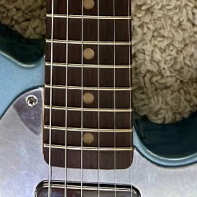 Fender Chrissie Hynde Telecaster®, Rosewood Fingerboard, Ice Blue Metallic - MIM image 8