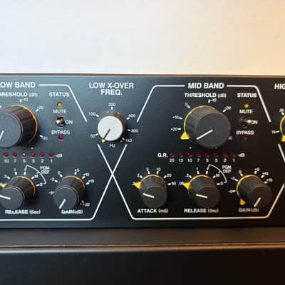 Drawmer 1973 Three Band Stereo FET Compressor. Like New image 3