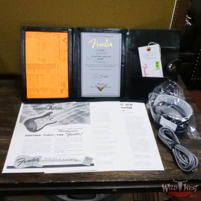 Fender Custom Shop Limited Edition 70th Anniversary 1954 Hardtail Stratocaster Relic Aztec Gold 7.30 LBS image 13