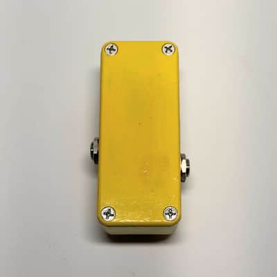 UV Effects Limited Edition Hand Painted "SALTED BUTTER" GLUON | Fuzz Face Style One-Knob Silicon Fuzz | NOS BC183 Fuzz with Bias Toggle image 7