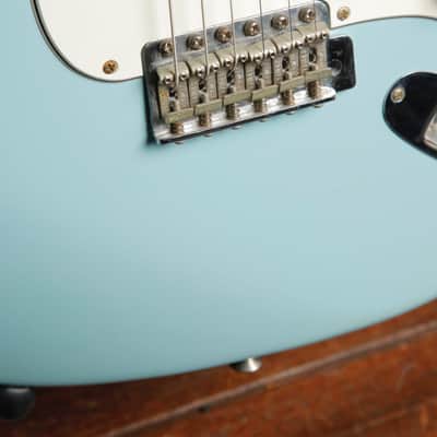 Fender Classic Player '60s Stratocaster Sonic Blue Electric Guitar 2006 Pre-Owned image 8