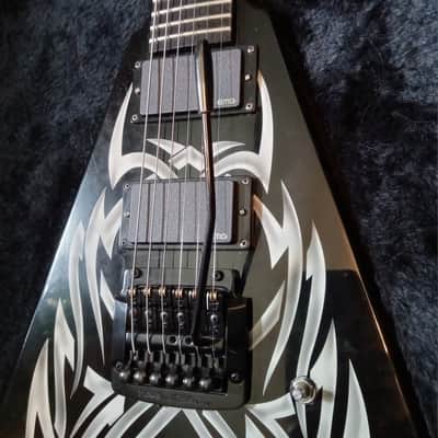 BC Rich KKV Neck-Thru Tribal image 2