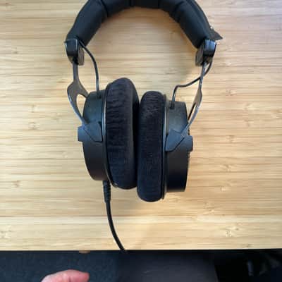 Beyerdynamic DT 990 Pro 250 Ohm Open-Back Over-Ear Monitoring Headphones 2010s - Black/Grey image 2