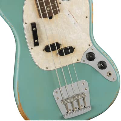 Fender JMJ Road Worn Mustang Bass Faded Daphne Blue Rosewood image 4