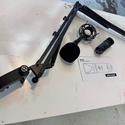 Mackie EM-91C Large-diaphragm Condenser Microphone w/ K&M Desktop Boom Arm image 3