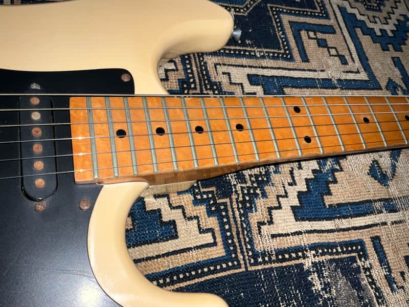 Great Lake Deluxe Tokai MIJ Strat 1978 White Japan | Reverb Canada