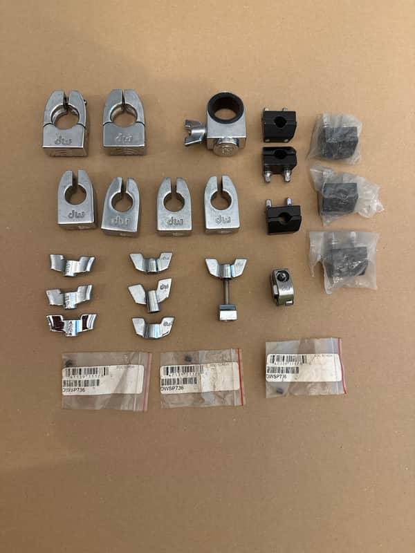 DW memory lock & wing nut hardware bundle DWSP736 - Chrome and black image 1