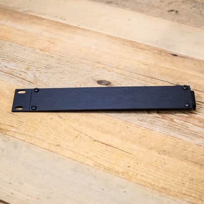 DBX Single Long Rack Ear for163x/263x/363x/463x/563x Mount Bracket U283829 image 1