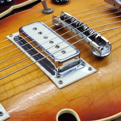 Standel 430-s 1960s - Sunburst rare semi hollow body guitar with csse image 15