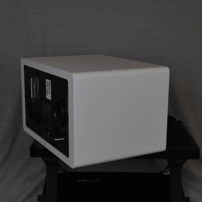 Yamaha HS5 5" Powered Studio Monitor (Pair) 2015 - Present - White image 3
