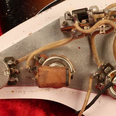 1957 Fender Stratocaster Sunburst image 25
