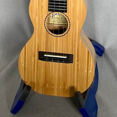 Pono ‘Ohe Concert Deluxe Ukulele 2011 - Gloss image 1
