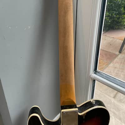 Rock N Roll Relics Richards in 3 colour sunburst image 8