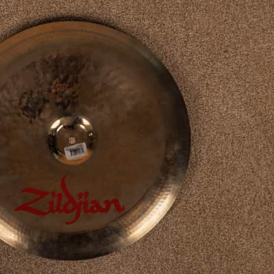 Zildjian Oriental Series 16" China Trash Cymbal 976g image 1