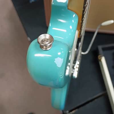 1966 Fender Mustang Guitar Daphne Blue w/ Rosewood Fretboard image 4