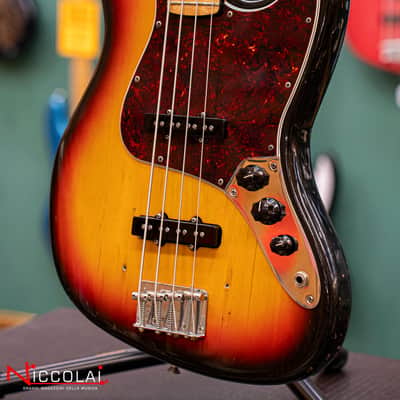 Fender Jazz Bass 3-color Sunburst 1972 Original image 3